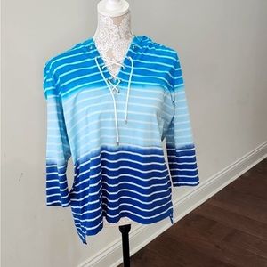 Chaps 3/4 sleeve transitioning blue stripes hoodie.  Size xl.
